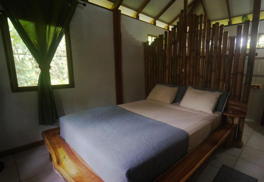 Casa De Los Amigos Caribena Cahuita Extérieur photo